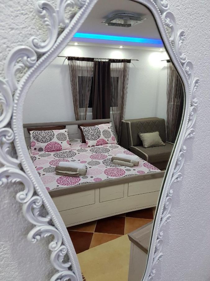 Sunshine Apartment With Private Pool And Parking Kotor Buitenkant foto