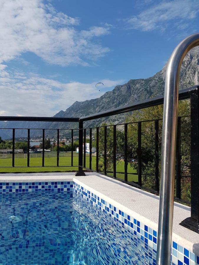 Sunshine Apartment With Private Pool And Parking Kotor Buitenkant foto