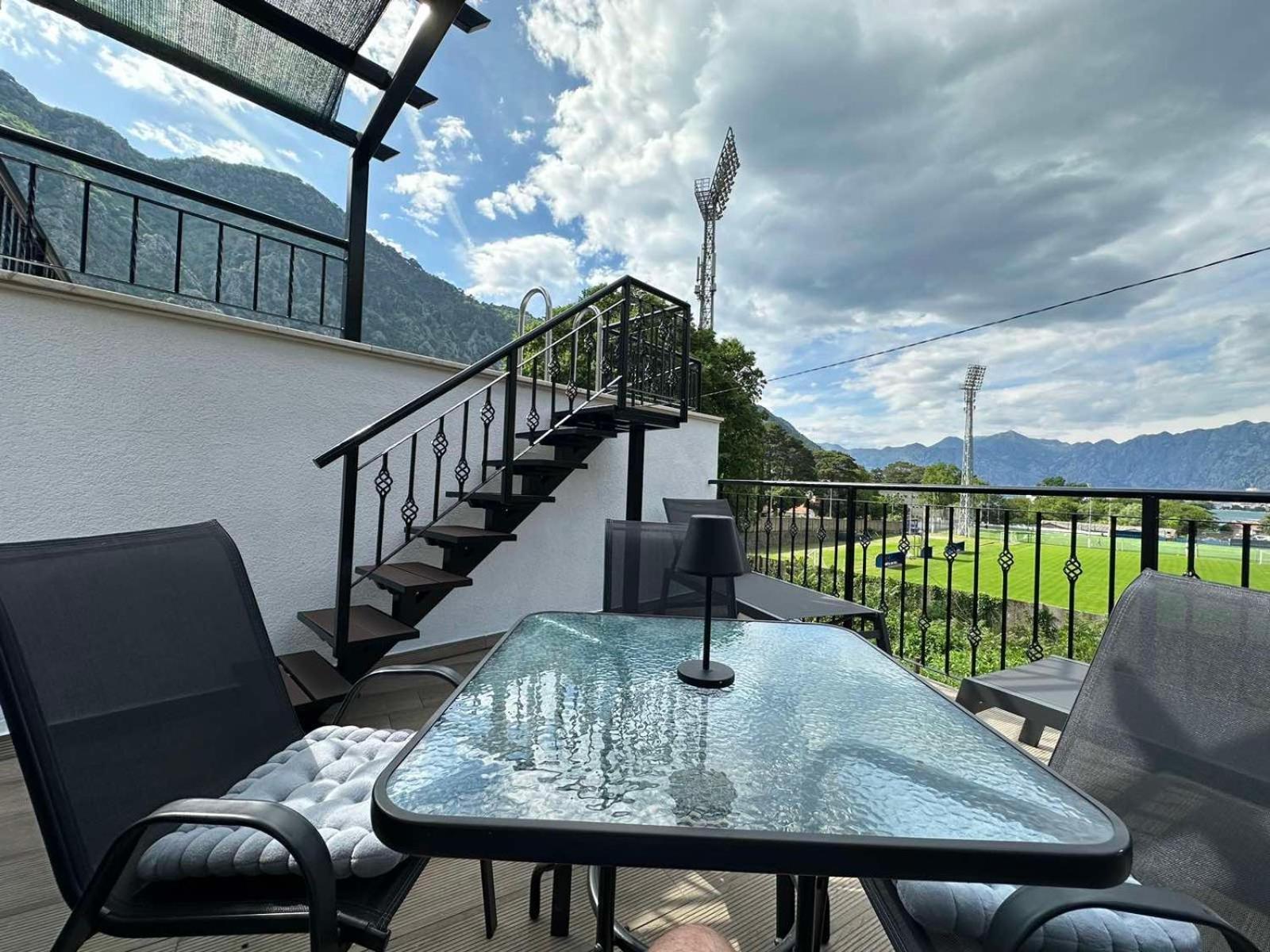Sunshine Apartment With Private Pool And Parking Kotor Buitenkant foto